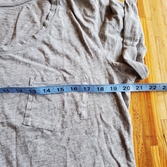 a.n.a. Pocket Tee - Picture 4 of 6